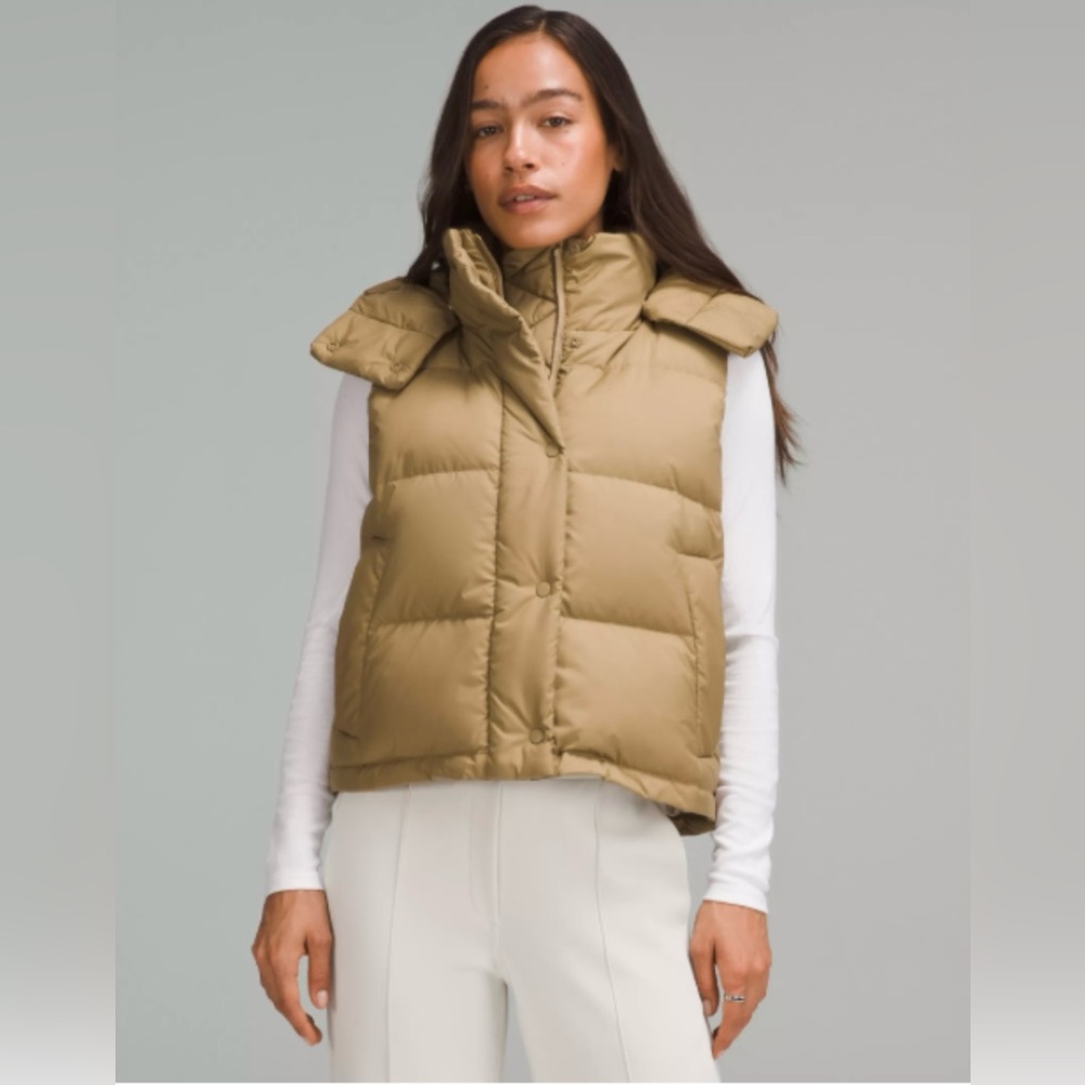 NWT Lululemon Wunder Puff 600-Down-Fill Cropped Vest Filbert Tan. Trench.